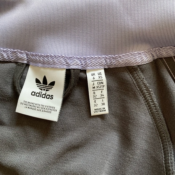 Adidas Zip up Embroidery track jacket XSmall Women's - Picture 4 of 7